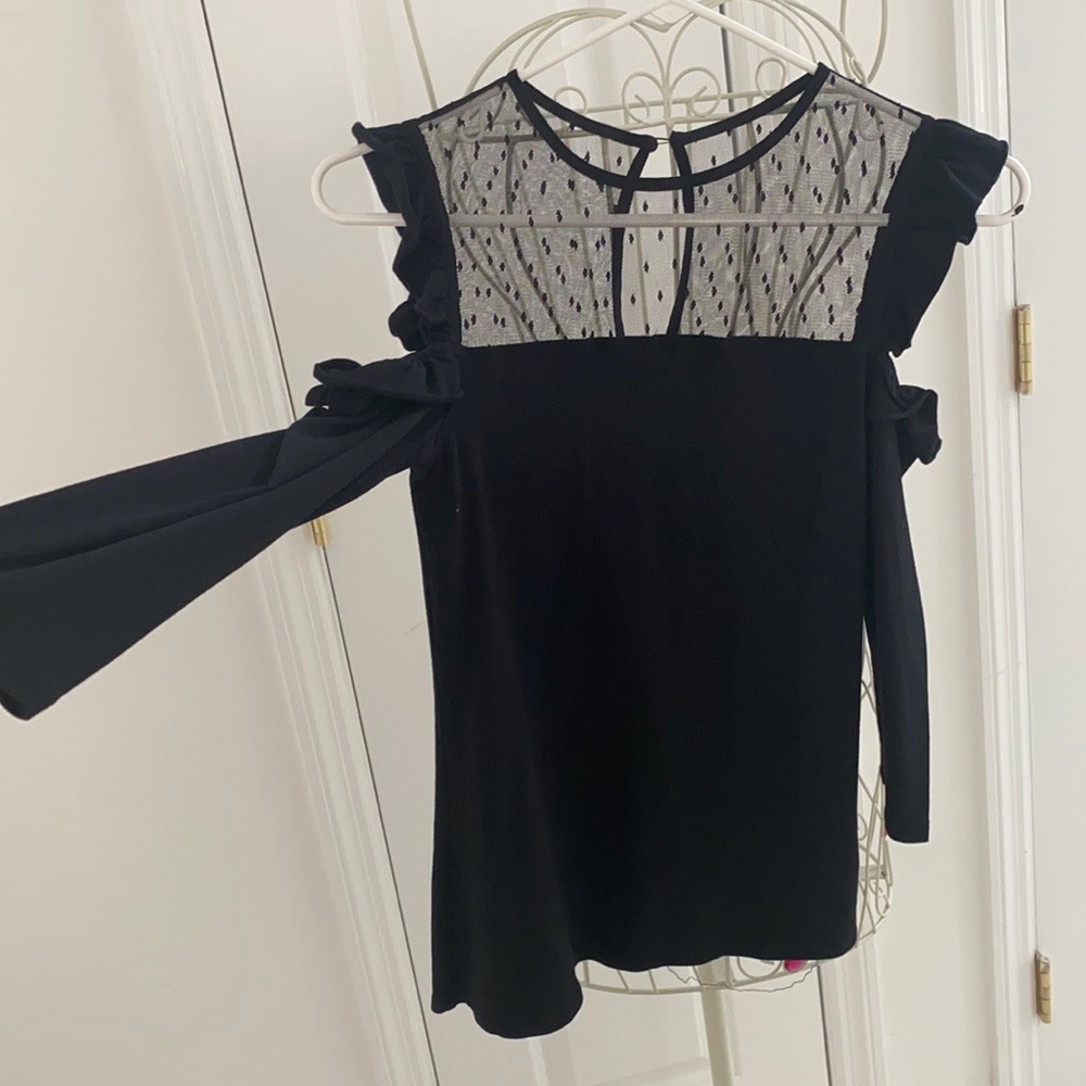 Express Open Shoulder Ruffle Sheer Top - Size XS - Picture 6 of 9